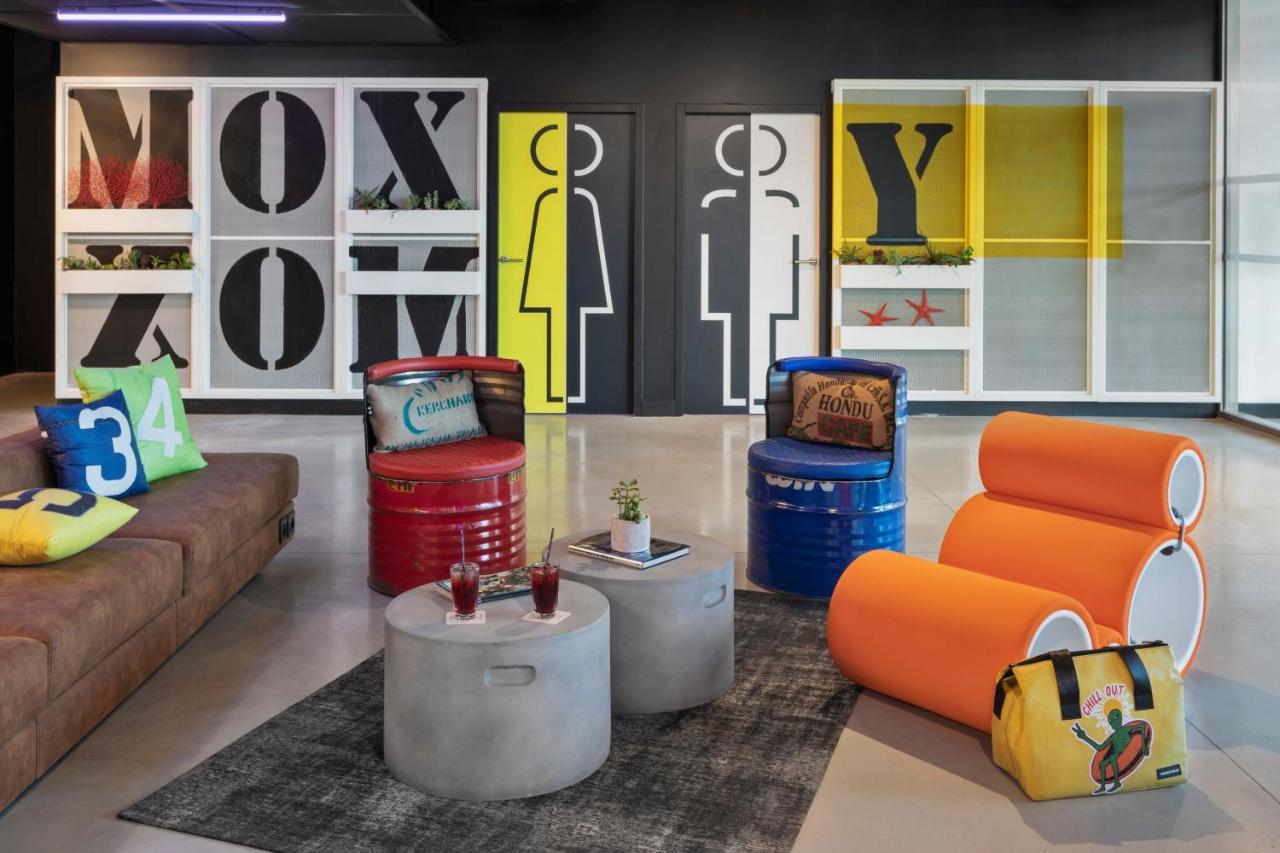 Moxy La Ciotat Hotel Eksteriør billede