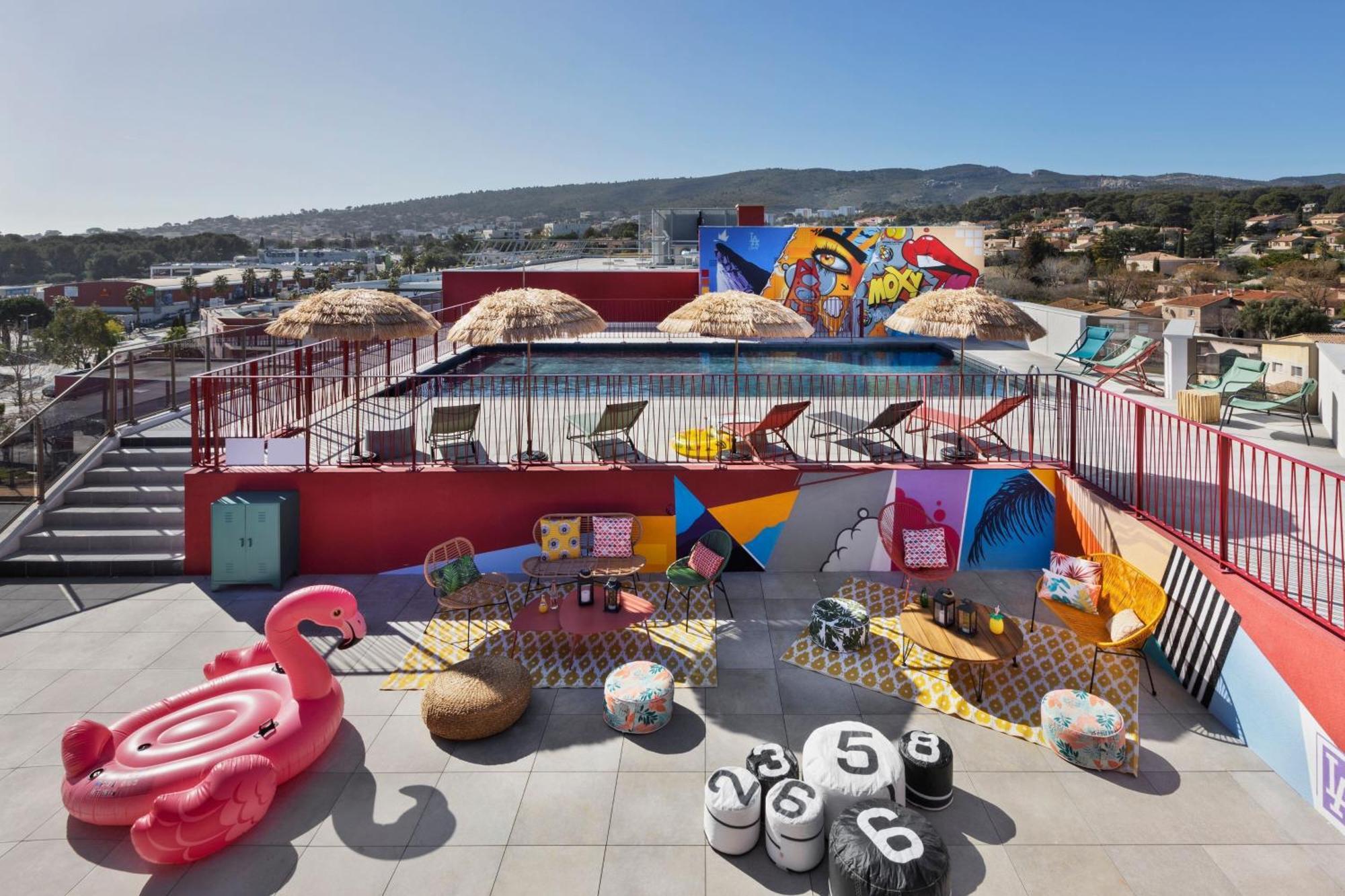 Moxy La Ciotat Hotel Eksteriør billede