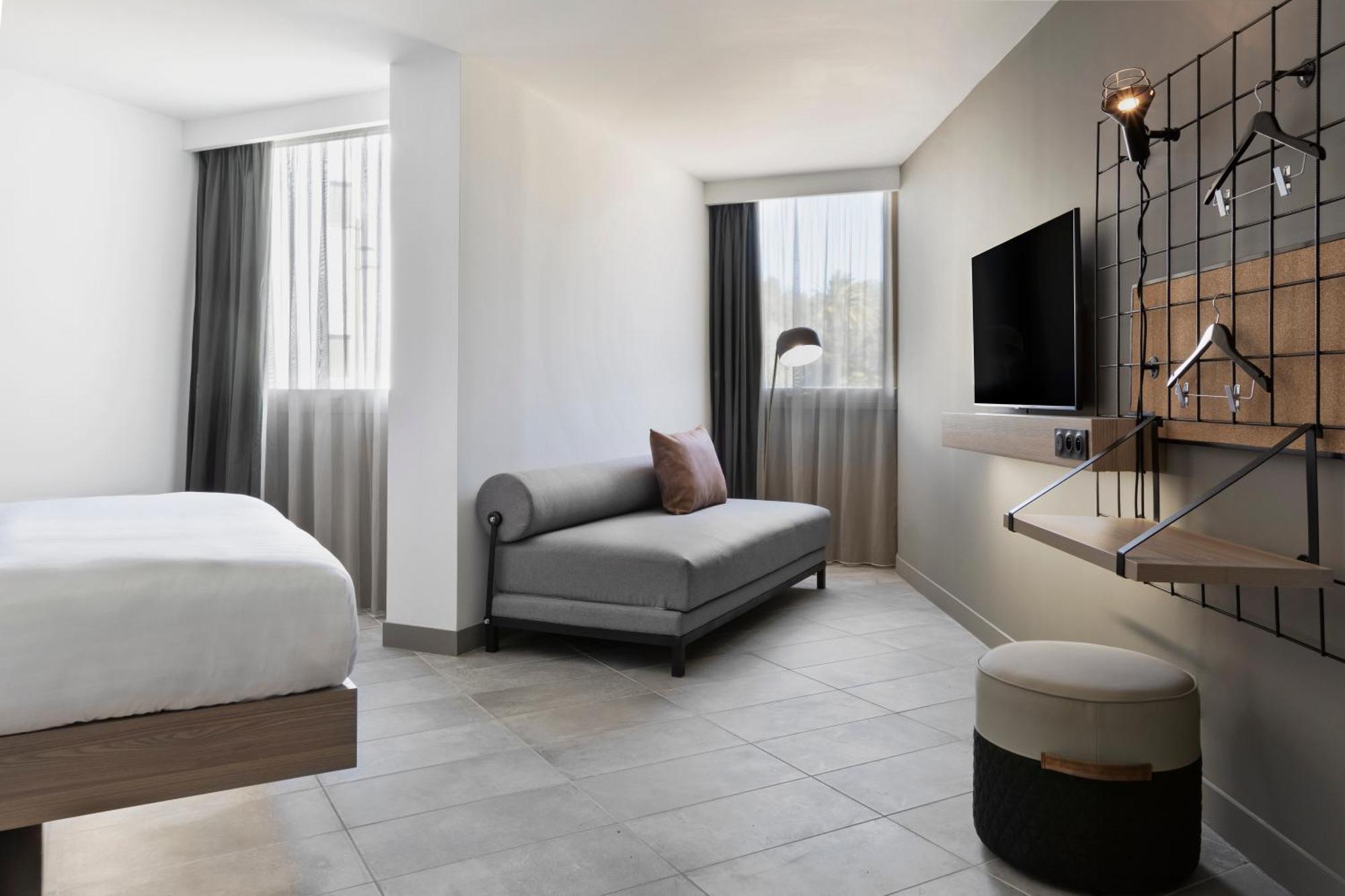 Moxy La Ciotat Hotel Eksteriør billede