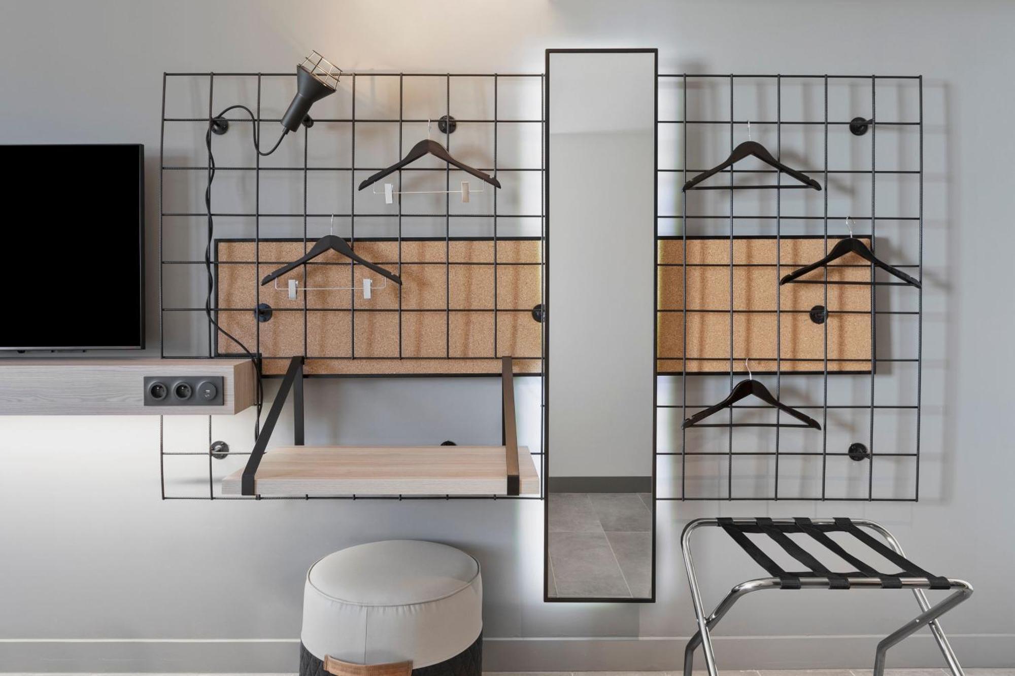 Moxy La Ciotat Hotel Eksteriør billede